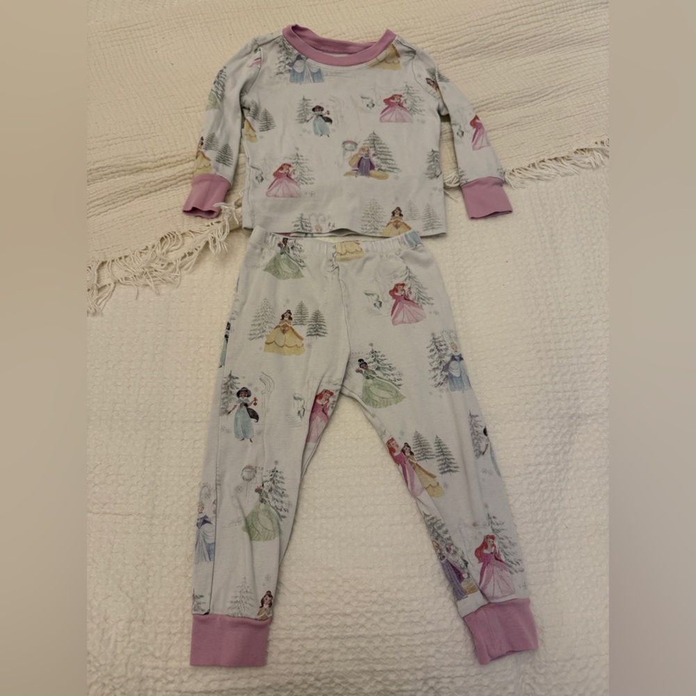 Pottery Barn Disney Princess PJs Ariel Jasmine Rapunzel Tiana Belle Cinderella